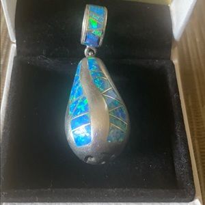 Sterling Silver 925 and Opal stone pendant